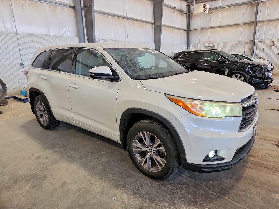 Auction sale of the 2016 Toyota Highlander, vin: 5TDBKRFH9GS251160, lot number: 52858976