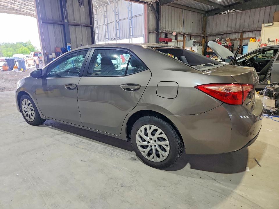 Продаж на аукціоні авто 2018 Toyota Corolla, vin: 2T1BURHE4JC109733, номер лоту: 52168156