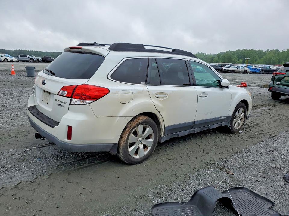 54646486 :رقم المزاد ، 4S4BRDLC5C2221013 vin ، 2026 Subaru Outback مزاد بيع