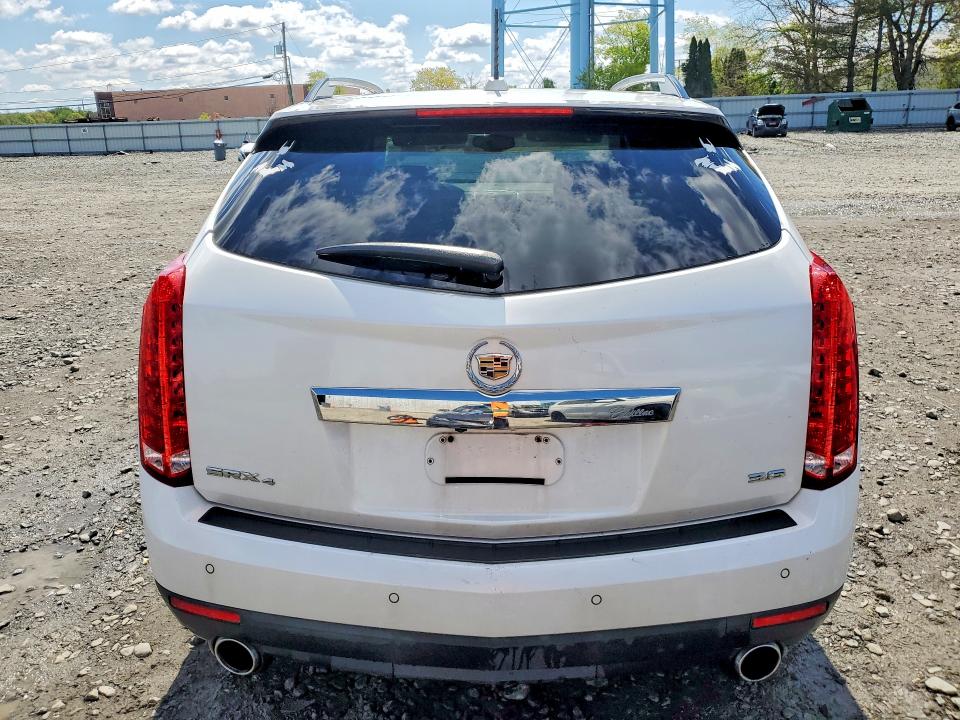 51317656 :رقم المزاد ، 3GYFNEE37GS550398 vin ، 2016 Cadillac Srx مزاد بيع