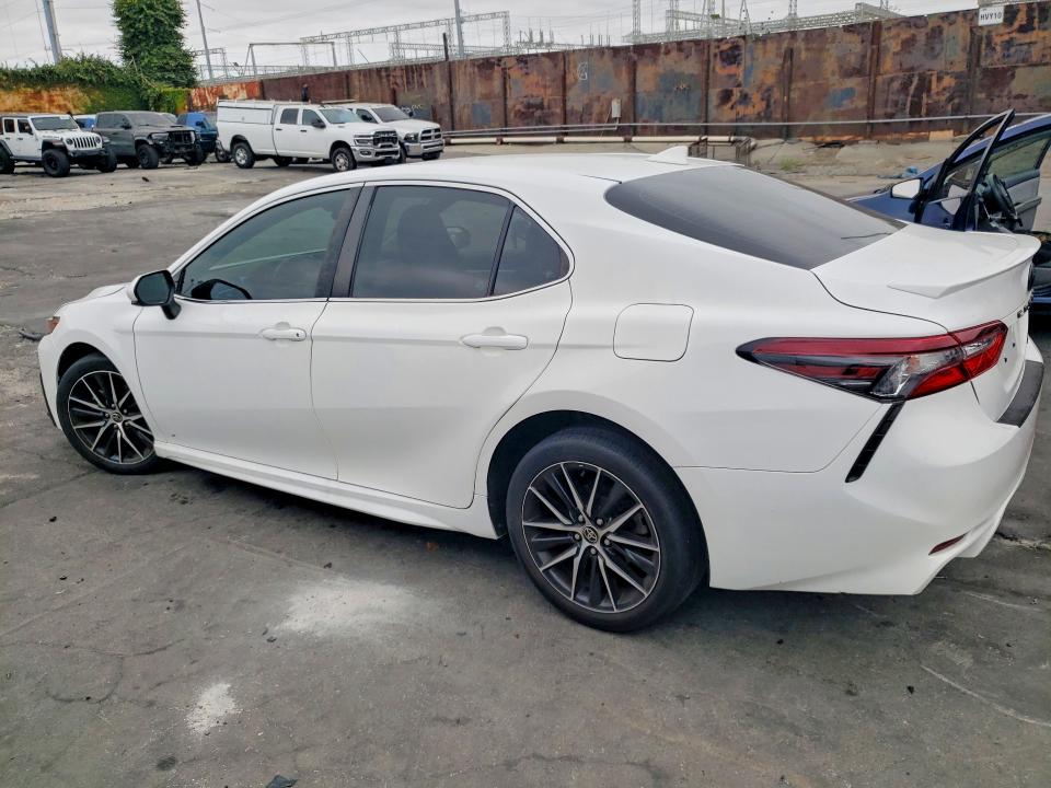 Aukcja sprzedaży 2021 Toyota Camry, vin: 4T1G11AK1MU570651, numer aukcji: 52839696