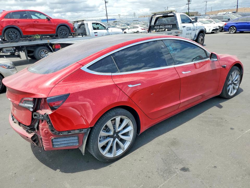 2018 Tesla Model 3 მანქანა იყიდება აუქციონზე, vin: 5YJ3E1EA0JF024470, აუქციონის ნომერი: 55019626