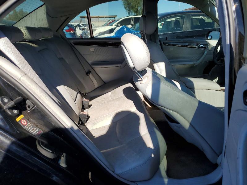 52878366 :رقم المزاد ، WDBRF61J42F135982 vin ، 2002 Mercedes-benz C مزاد بيع