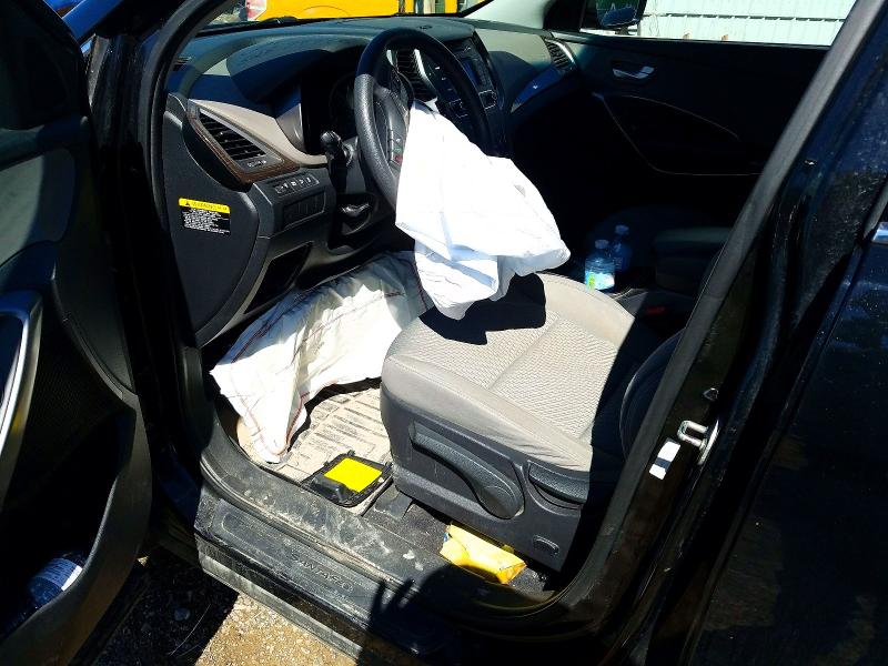 Продажа на аукционе авто 2017 Hyundai Santa Fe Sport, vin: 5XYZT3LB1HG464787, номер лота: 52679446
