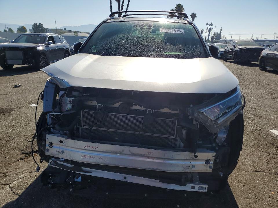 Продажа на аукционе авто 2021 Toyota Rav4, vin: JTME6RFV8MJ012506, номер лота: 54137416