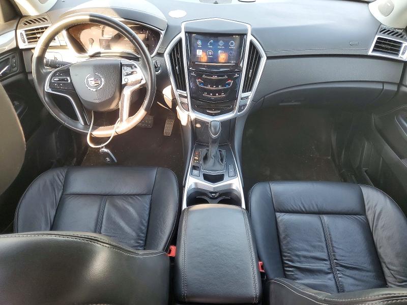 53728226 :رقم المزاد ، 3GYFNAE33FS629400 vin ، 2015 Cadillac Srx مزاد بيع