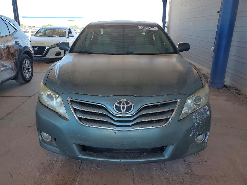 53654706 :رقم المزاد ، 4T1BK3EKXBU631246 vin ، 2011 Toyota Camry مزاد بيع