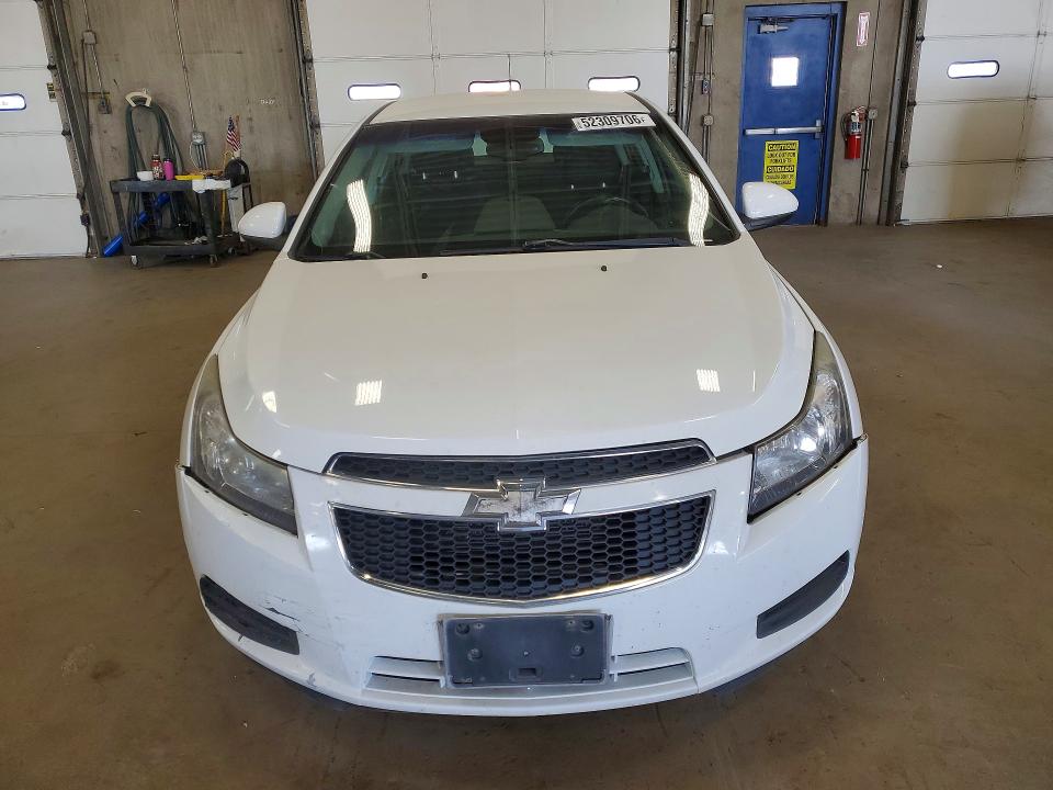 52309706 :رقم المزاد ، 1G1PC5SB3E7295622 vin ، 2014 Chevrolet Cruze مزاد بيع