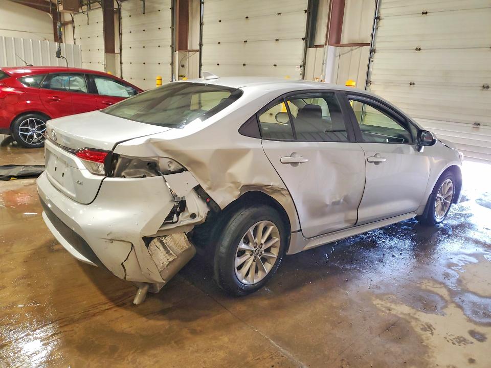 Продажа на аукционе авто 2022 Toyota Corolla, vin: JTDVPMAE3NJ230104, номер лота: 52759816