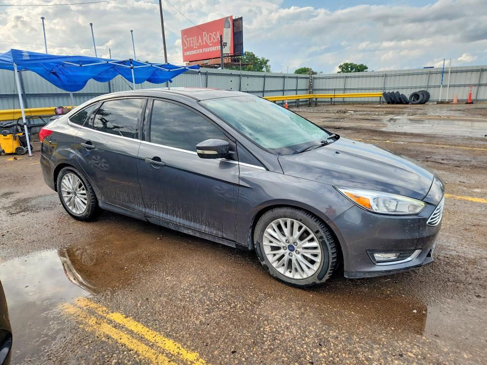 54795826 :رقم المزاد ، 1FADP3J20JL314770 vin ، 2018 Ford Focus مزاد بيع