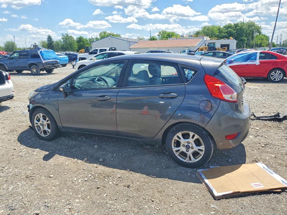 52645756 :رقم المزاد ، 3FADP4EJ4FM158150 vin ، 2015 Ford Fiesta مزاد بيع