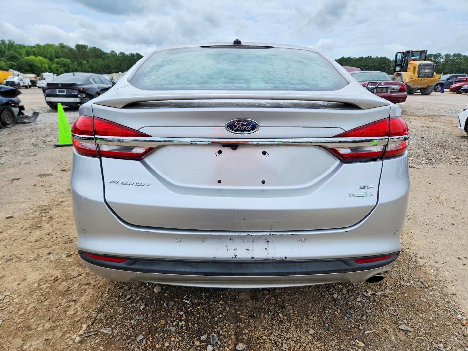 55096356 :رقم المزاد ، 3FA6P0HD3HR311923 vin ، 2017 Ford Fusion مزاد بيع