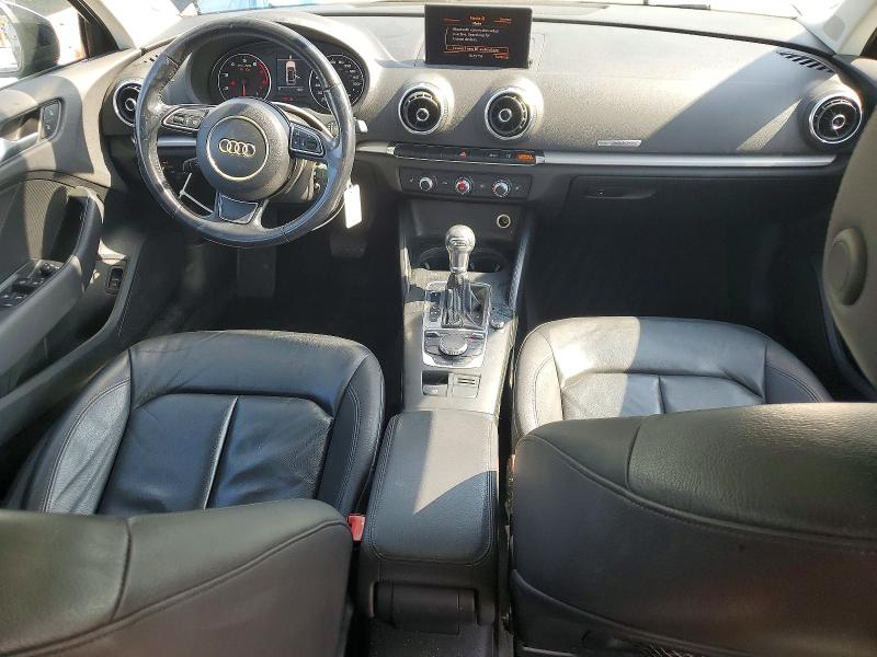 54093556 :رقم المزاد ، WAUBFGFF7F1009998 vin ، 2015 Audi A3 مزاد بيع