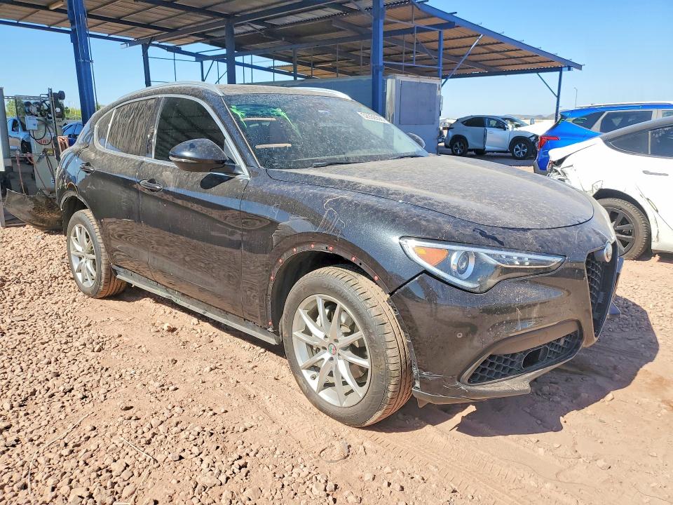 2018 Alfa Romeo Stelvio მანქანა იყიდება აუქციონზე, vin: ZASFAKBNXJ7B71396, აუქციონის ნომერი: 52936596