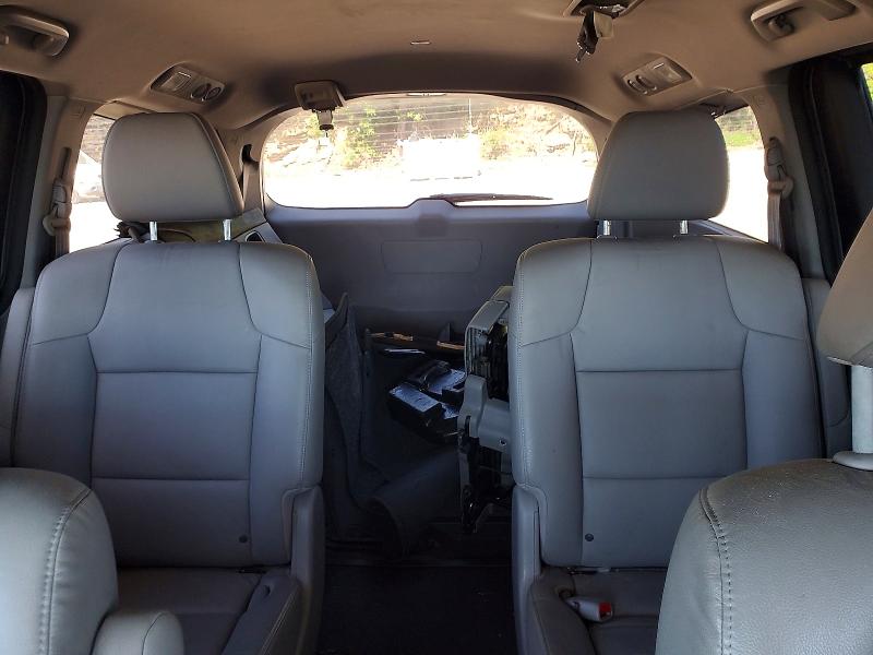 51841446 :رقم المزاد ، 5FNRL5H64FB026499 vin ، 2015 Honda Odyssey مزاد بيع