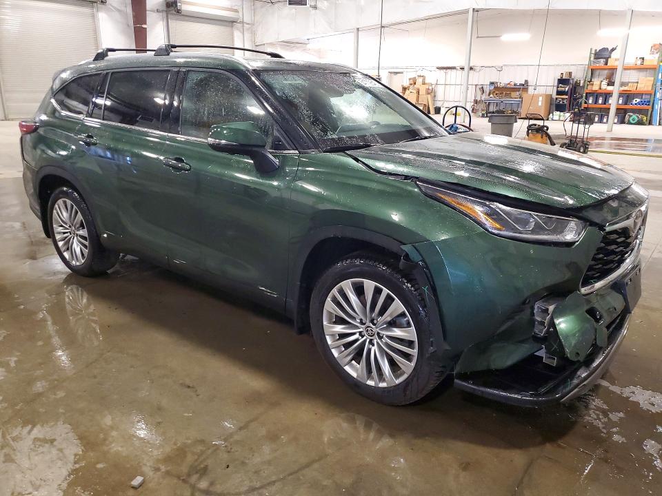 54779546 :رقم المزاد ، 5TDKDRBH0RS549292 vin ، 2024 Toyota Highlander مزاد بيع