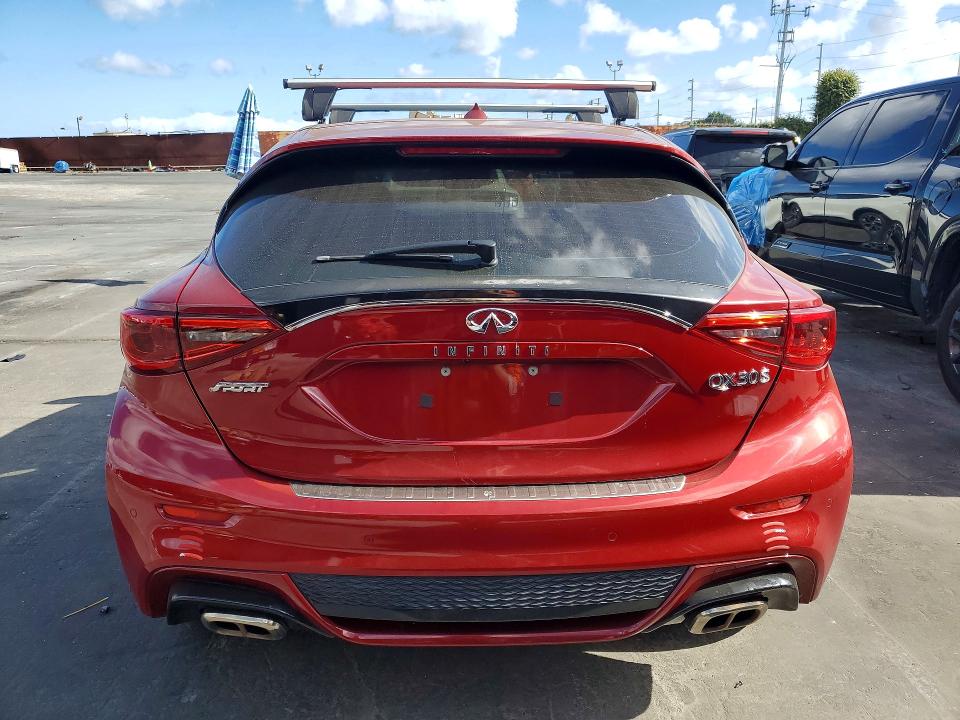 55381416 :رقم المزاد ، SJKCH5CP3HA034044 vin ، 2017 Infiniti Qx30 مزاد بيع