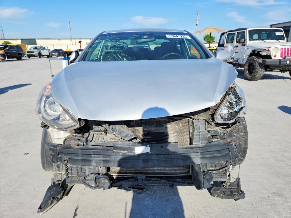 53645236 :رقم المزاد ، KMHDH4AE2DU943688 vin ، 2013 Hyundai Elantra مزاد بيع