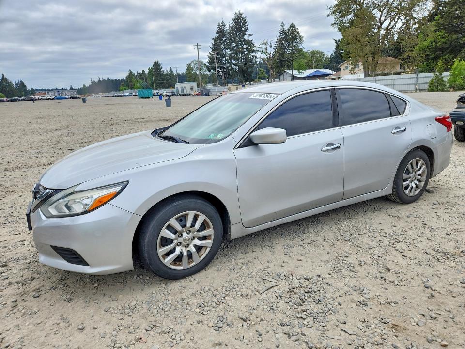 2016 Nissan Altima მანქანა იყიდება აუქციონზე, vin: 1N4AL3AP2GN368000, აუქციონის ნომერი: 52601646