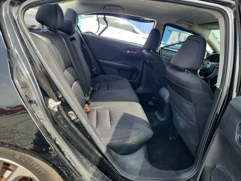 52120096 :رقم المزاد ، 1HGCR2E54FA019304 vin ، 2015 Honda Accord مزاد بيع