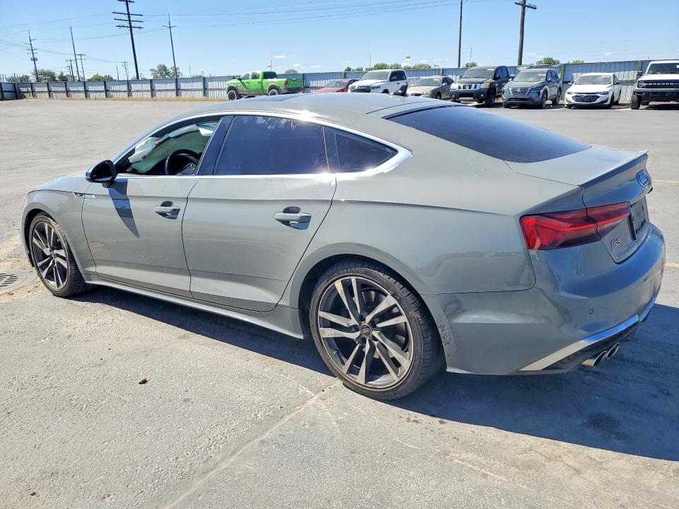 54447386 :رقم المزاد ، WAUC4CF55NA034715 vin ، 2022 Audi S5 مزاد بيع