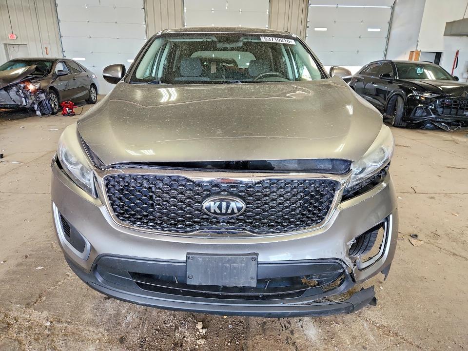 2016 Kia Sorento მანქანა იყიდება აუქციონზე, vin: 5XYPG4A39GG057733, აუქციონის ნომერი: 53710216