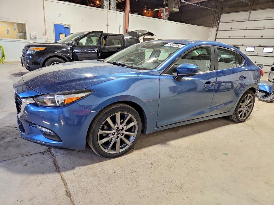 53510066 :رقم المزاد ، 3MZBN1V38JM189222 vin ، 2018 Mazda 3 مزاد بيع