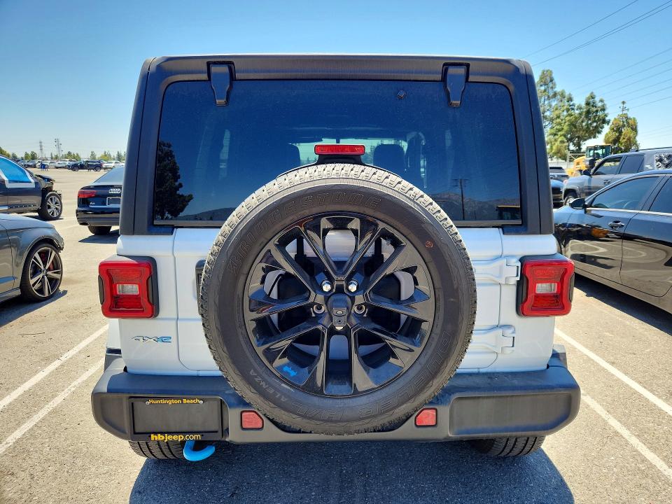 Продажа на аукционе авто 2023 Jeep Wrangler, vin: 1C4JJXP60PW581379, номер лота: 52433356