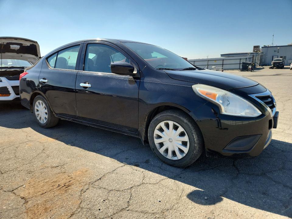 Продажа на аукционе авто 2015 Nissan Versa, vin: 3N1CN7AP3FL820798, номер лота: 53052676