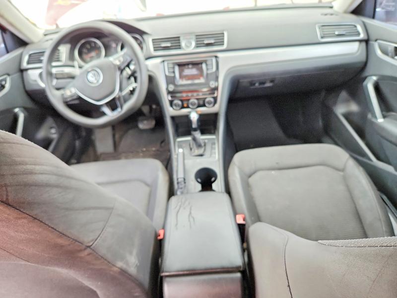 53941146 :رقم المزاد ، 1VWAT7A35HC049750 vin ، 2017 Volkswagen Passat مزاد بيع