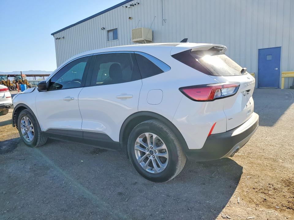 52176846 :رقم المزاد ، 1FMCU0G66NUA53700 vin ، 2022 Ford Escape مزاد بيع