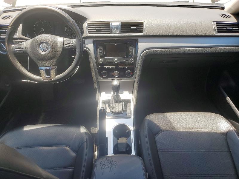 52449016 :رقم المزاد ، 1VWBN7A38DC052716 vin ، 2013 Volkswagen Passat مزاد بيع