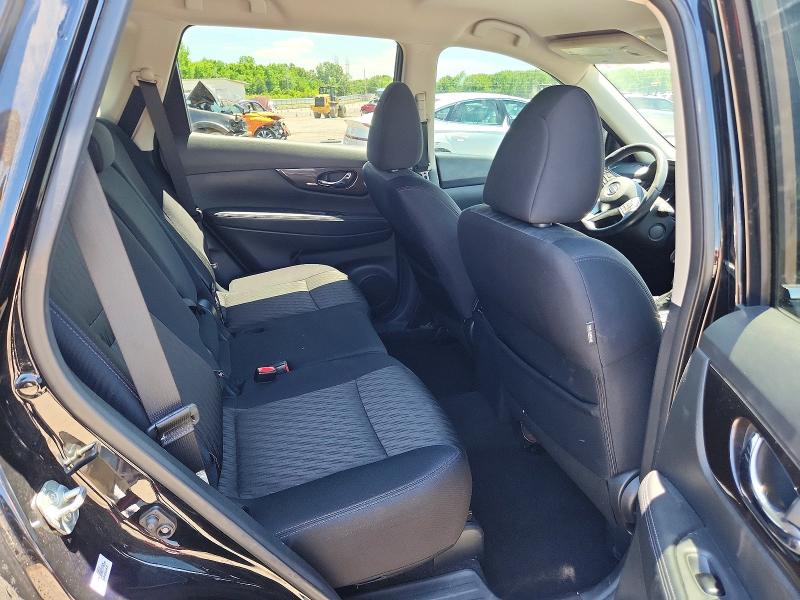 52515666 :رقم المزاد ، 5N1AT2MT0JC815550 vin ، 2018 Nissan Rogue مزاد بيع