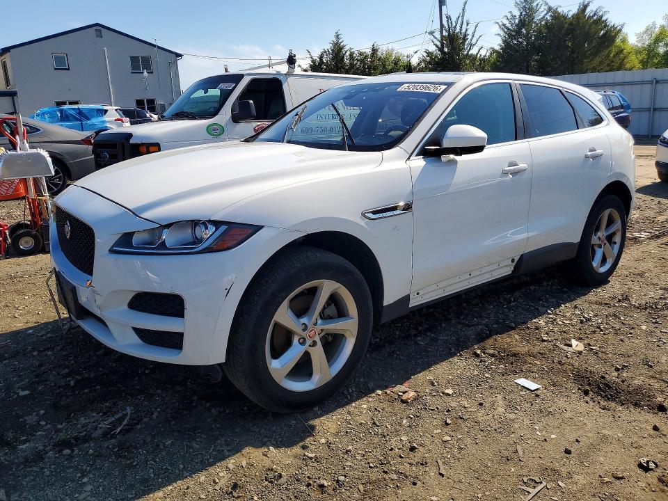 2019 Jaguar F-pace მანქანა იყიდება აუქციონზე, vin: SADCS2FX3KA602139, აუქციონის ნომერი: 52039626