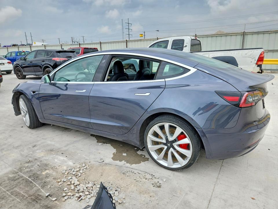 Продажа на аукционе авто 2019 Tesla Model 3, vin: 5YJ3E1EB6KF438413, номер лота: 54083976