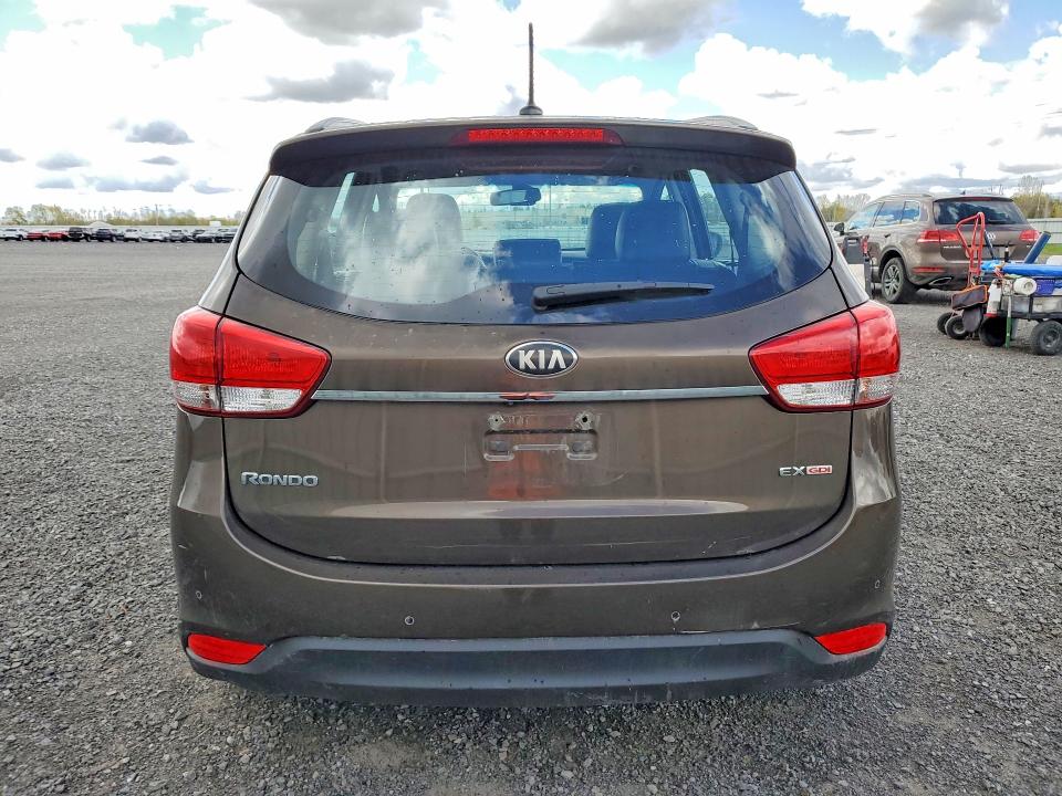 Продаж на аукціоні авто 2014 Kia Rondo, vin: KNAHU8A32E7008868, номер лоту: 53244676