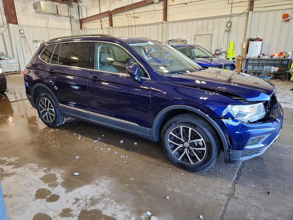 Продажа на аукционе авто 2021 Volkswagen Tiguan, vin: 3VV2B7AX3MM073763, номер лота: 53190896