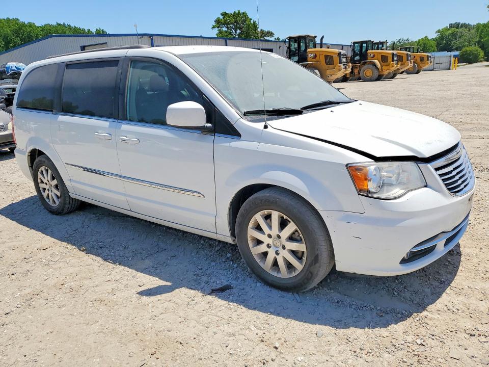 Auction sale of the 2015 Chrysler Town & Country, vin: 2C4RC1BG7FR552270, lot number: 53924876