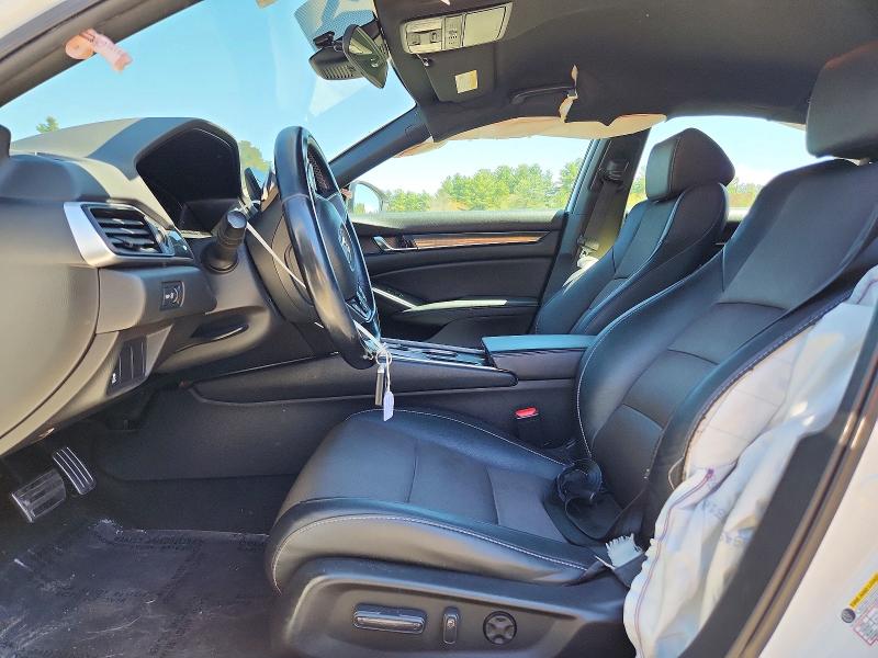 52549726 :رقم المزاد ، 1HGCV1F30LA025549 vin ، 2020 Honda Accord مزاد بيع