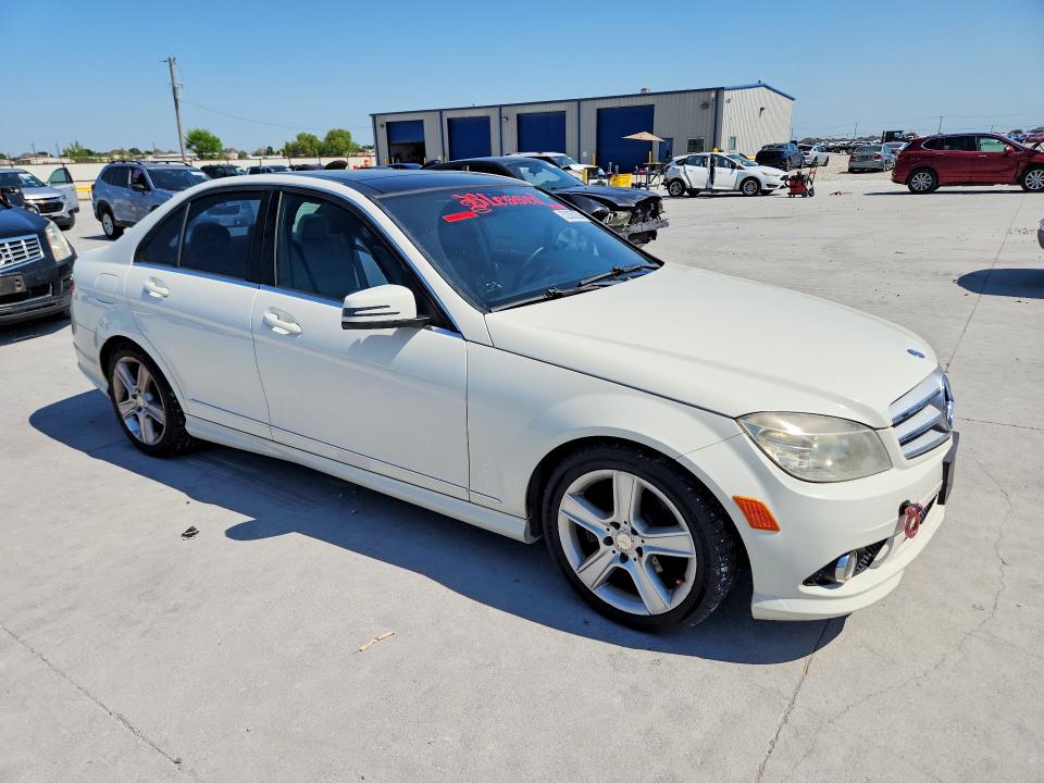 2010 Mercedes-benz C მანქანა იყიდება აუქციონზე, vin: WDDGF5EB5AR103969, აუქციონის ნომერი: 52935256