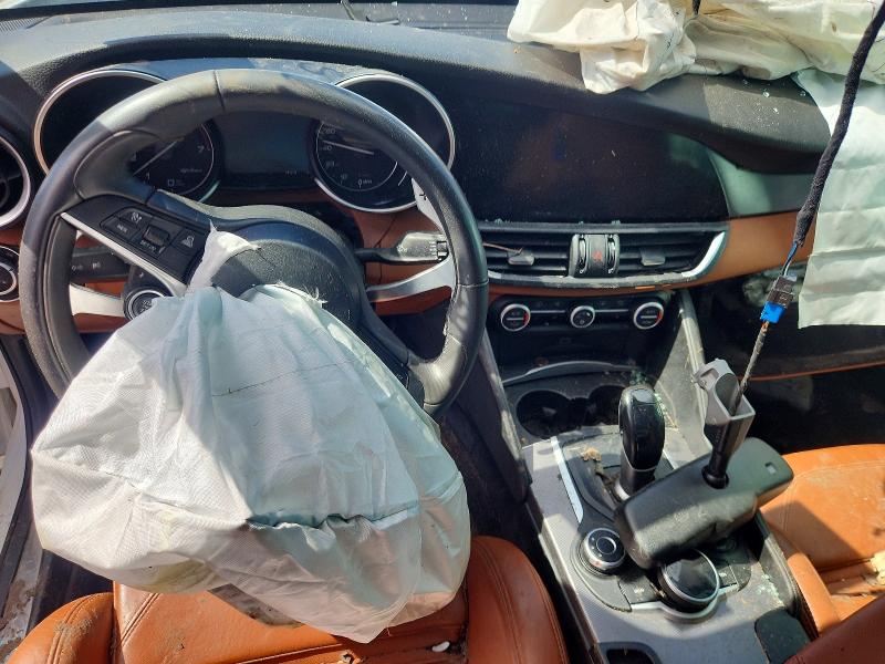 Aukcja sprzedaży 2017 Alfa Romeo Giulia, vin: ZARFAECN1H7559254, numer aukcji: 52928216