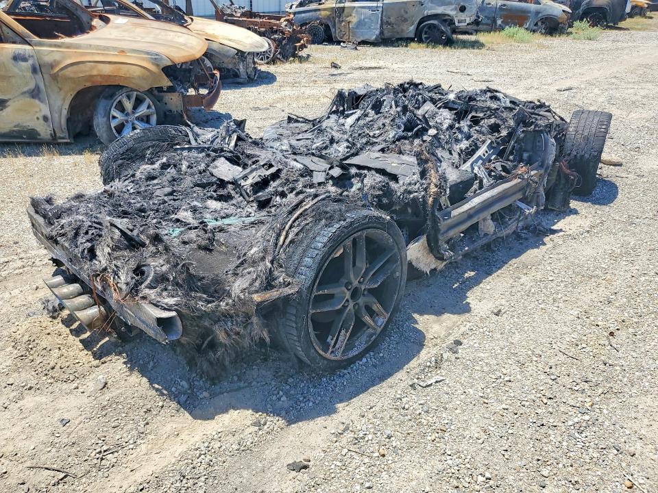2014 Chevrolet Corvette მანქანა იყიდება აუქციონზე, vin: 1G1YL2D74E5110615, აუქციონის ნომერი: 53242366