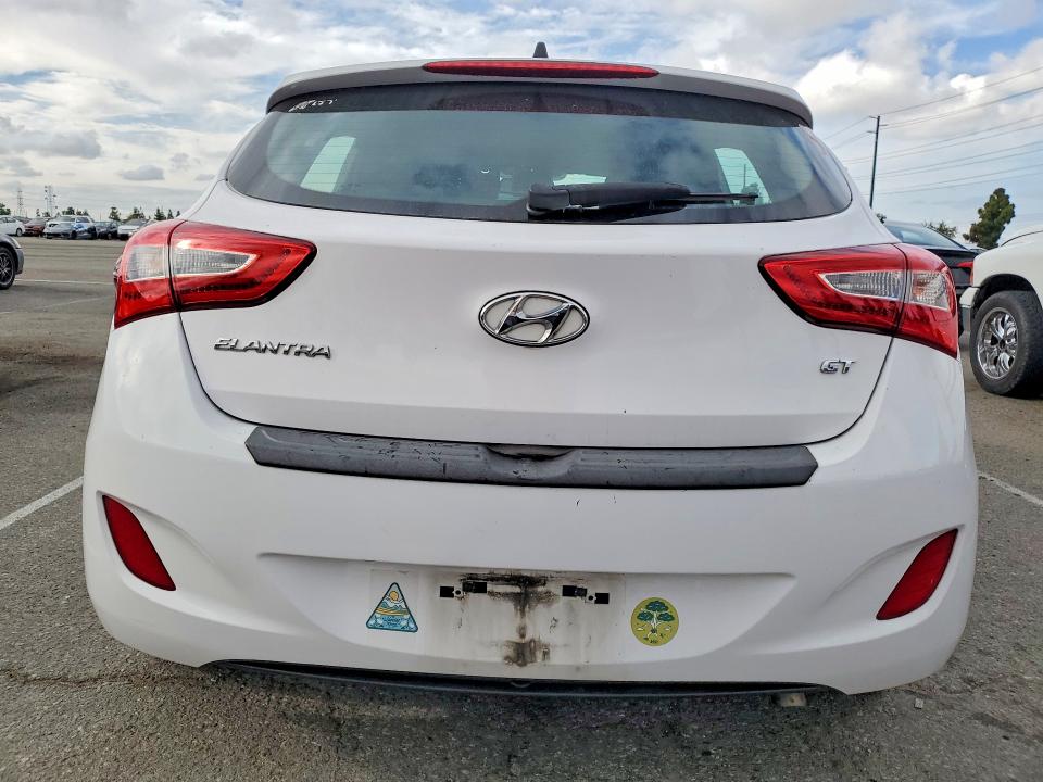 2014 Hyundai Elantra Gt მანქანა იყიდება აუქციონზე, vin: KMHD35LH0EU229202, აუქციონის ნომერი: 51036226
