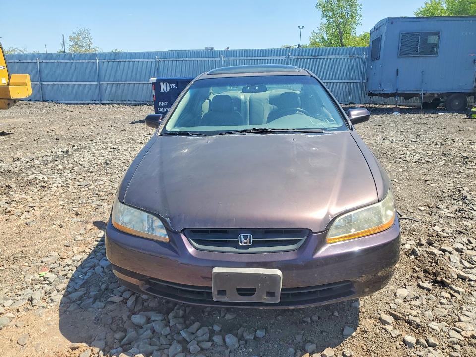 Продажа на аукционе авто 1998 Honda Accord, vin: 1HGCG2252WA026214, номер лота: 52104526