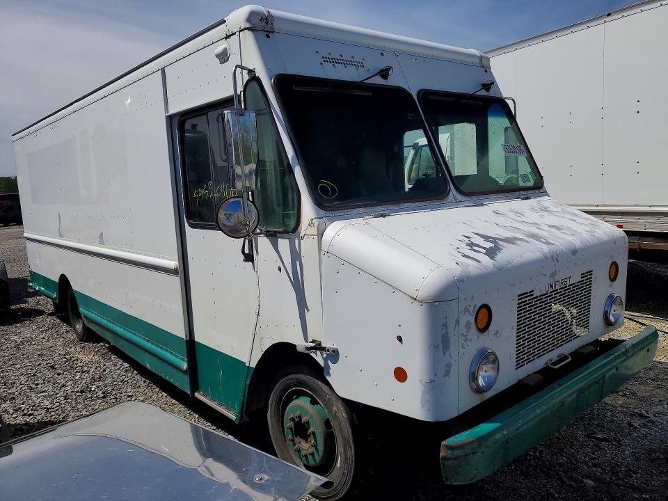 53530106 :رقم المزاد ، 5B4KPD27593435832 vin ، 2009 Workhorse Commercial Chassis مزاد بيع