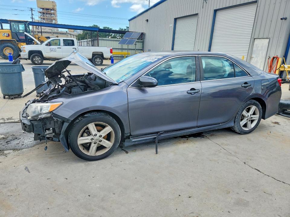 2014 Toyota Camry მანქანა იყიდება აუქციონზე, vin: 4T1BF1FK1EU363943, აუქციონის ნომერი: 54625356