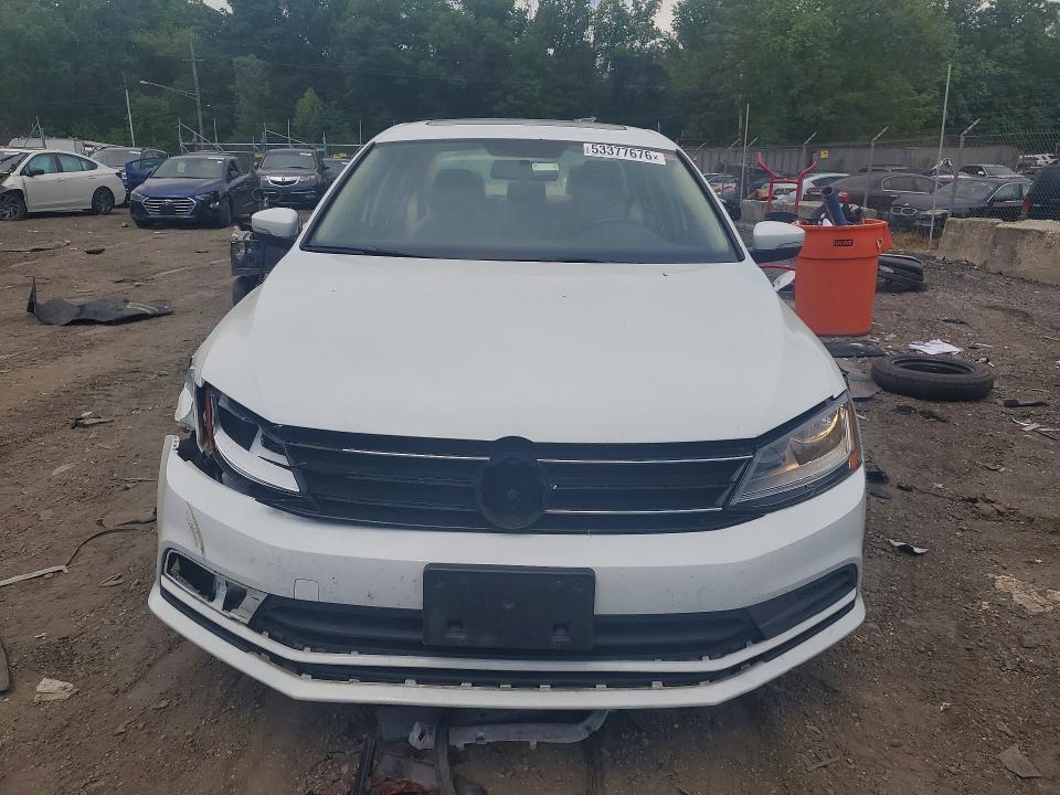 2017 Volkswagen Jetta მანქანა იყიდება აუქციონზე, vin: 3VWDB7AJ4HM290213, აუქციონის ნომერი: 53377676