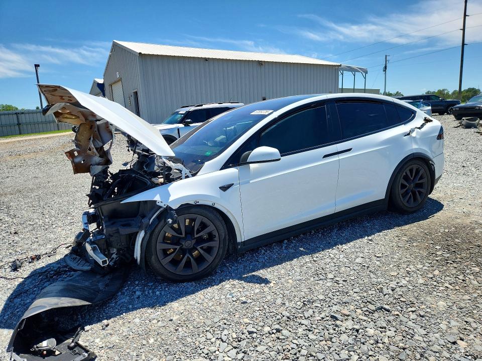 53884756 :رقم المزاد ، 7SAXCAE51NF357053 vin ، 2022 Tesla Model X مزاد بيع