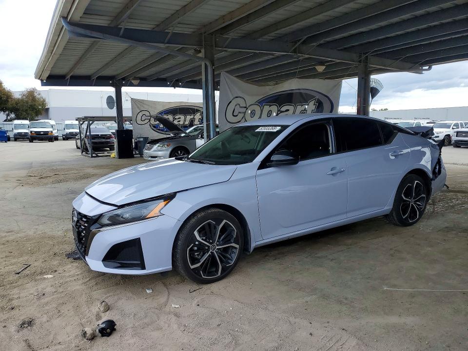 2025 Nissan Altima მანქანა იყიდება აუქციონზე, vin: 1N4BL4CV1SN331065, აუქციონის ნომერი: 52555386