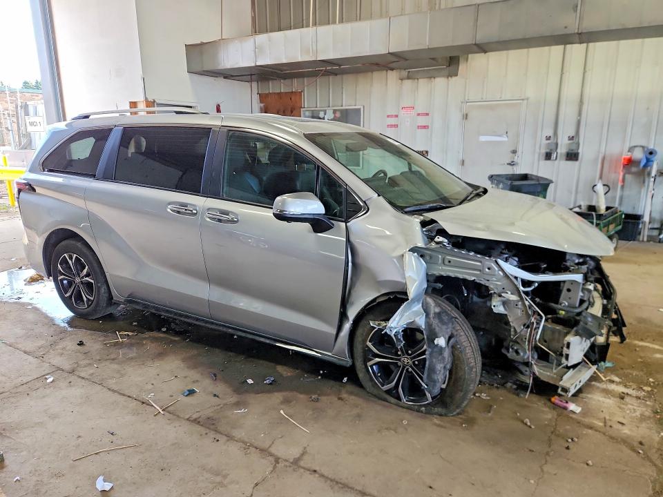 Продажа на аукционе авто 2025 Toyota Sienna, vin: 5TDESKFC8SS167770, номер лота: 54866286